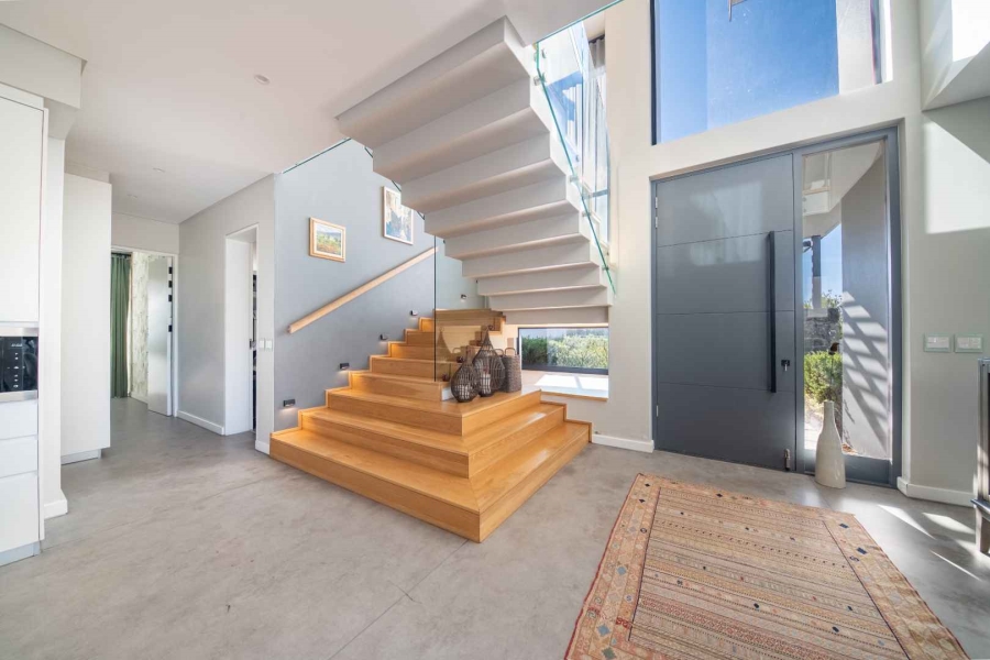 To Let 4 Bedroom Property for Rent in Val De Vie Estate Western Cape